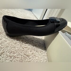 Women Anne Klein 6.5. No scratches and its original box